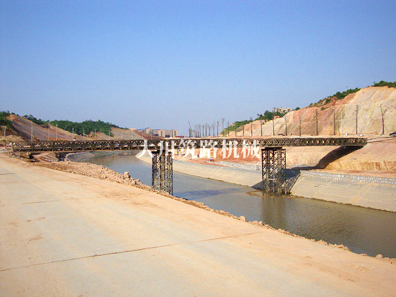 長(zhǎng)沙市河西先導(dǎo)區(qū)24+24+24m.80T鋼橋案例(二) 長(zhǎng)沙市河西先導(dǎo)區(qū)24+24+24m.80T鋼橋案例(二)